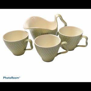 Red Wing Capistrano Gray Boat & (3) Tea cups